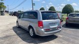 Used 2020 Dodge Grand Caravan SXT image 3