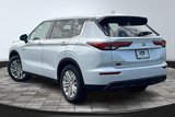 New 2024 Mitsubishi Outlander ES image 3