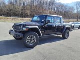 New 2025 Jeep Gladiator Rubicon w/ Convenience Group image 2