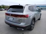 Used 2025 Volkswagen Atlas SE image 5
