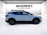 Used 2023 Chevrolet Blazer LT image 4