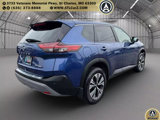 Used 2023 Nissan Rogue SV image 3
