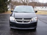 Used 2019 Dodge Grand Caravan SE image 2