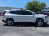 Used 2024 GMC Acadia Denali w/ Super Cruise Package image 3