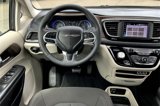 Used 2022 Chrysler Voyager LX image 5