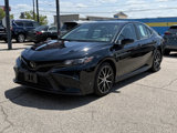 Used 2023 Toyota Camry SE image 2