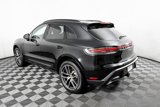 Used 2025 Porsche Macan image 3