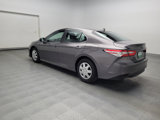 Used 2020 Toyota Camry L image 5