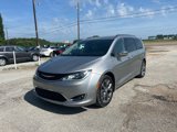 Used 2017 Chrysler Pacifica Limited w/ UConnect Theater Package image 3