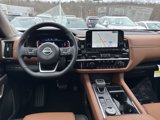 New 2025 Nissan Pathfinder Platinum image 2
