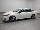 Used 2020 Nissan Altima 2.0 SR image 2