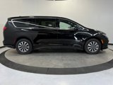 New 2025 Chrysler Pacifica Select w/ Uconnect Theater Family Group image 2