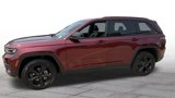 Used 2024 Jeep Grand Cherokee Laredo image 4