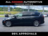 Used 2021 Chrysler Pacifica Touring-L image 4