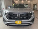 New 2025 Volkswagen Atlas SEL Premium R-Line image 2