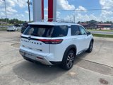 New 2025 Nissan Pathfinder Platinum image 6