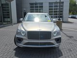 Used 2023 Bentley Bentayga Plug-In Hybrid image 2