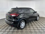 Used 2024 Nissan Kicks S image 3
