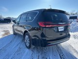 New 2025 Chrysler Pacifica Select image 5