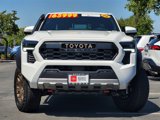 Used 2025 Toyota Tacoma Trailhunter image 2