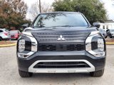 New 2025 Mitsubishi Outlander SE image 2