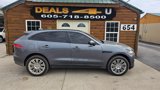 Used 2017 Jaguar F-PACE Premium image 2