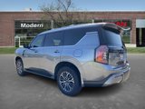 New 2026 Nissan Armada SL image 2