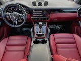 Used 2023 Porsche Cayenne image 6