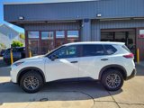 Used 2023 Nissan Rogue S image 4