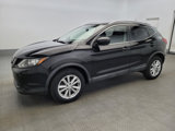 Used 2018 Nissan Rogue Sport SV image 2