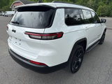 Used 2022 Jeep Grand Cherokee L Laredo image 3