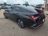 Used 2025 Hyundai Elantra SEL image 5