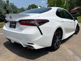 Used 2022 Toyota Camry SE image 4