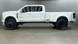 Used 2025 Ford F450 Platinum w/ Platinum Plus Package image 2