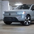 New 2025 Volvo EX90 Plus image 2