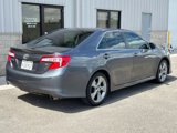 Used 2014 Toyota Camry SE image 3