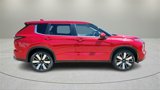 New 2025 Mitsubishi Outlander SE image 2