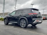 New 2025 Nissan Pathfinder Platinum w/ Cargo Package image 5