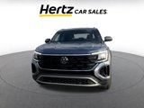 Used 2024 Volkswagen Atlas Cross Sport SE image 4