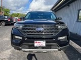 Used 2022 Ford Explorer XLT w/ Equipment Group 202A image 2