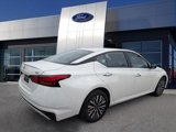 Used 2024 Nissan Altima 2.5 SV image 2