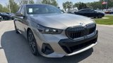 New 2025 BMW 550e xDrive w/ Premium Package image 2