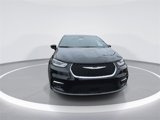 New 2025 Chrysler Pacifica Select image 3