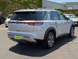 New 2025 Nissan Pathfinder SL w/ Cargo Package image 5