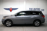 Used 2020 Nissan Pathfinder SV image 2