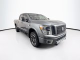 Used 2019 Nissan Titan PRO-4X w/ Pro-4x Convenience Package image 4