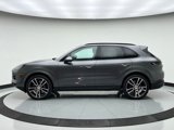 Used 2024 Porsche Cayenne image 2