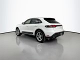 Certified 2024 Porsche Macan image 3