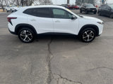 Used 2024 Chevrolet Trax RS w/ Driver Confidence Package image 2