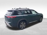 New 2025 Nissan Pathfinder Platinum image 5